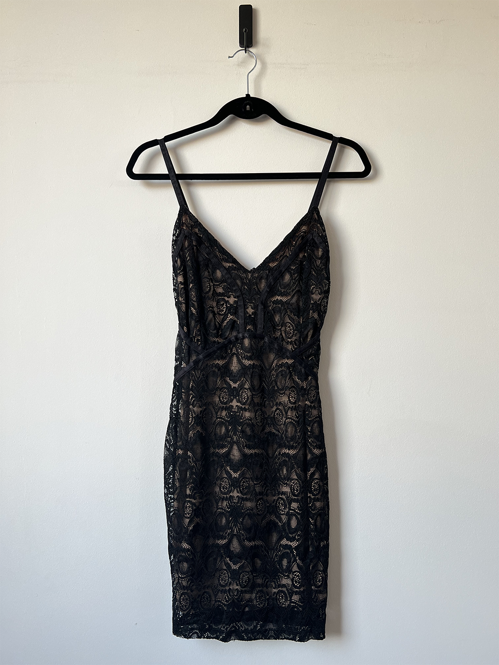 Vestido Corto encaje lencero - Guess